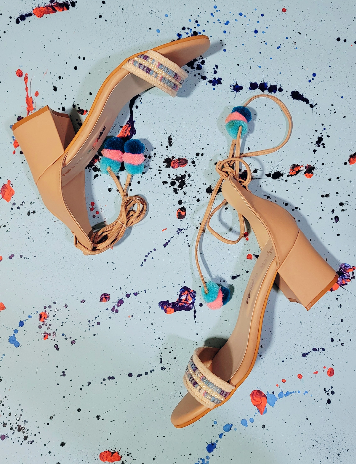 Box 2025 heel shoes
