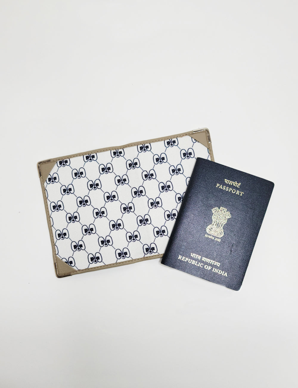 Passport Cover My LV Heritage Monogram - Men - Personalization